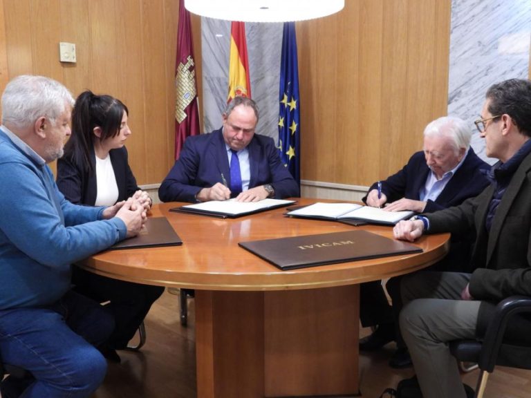 El IRIAF de Tomelloso seguirá impulsando la mejora genética del ovino manchego con un nuevo convenio con AGRAMA