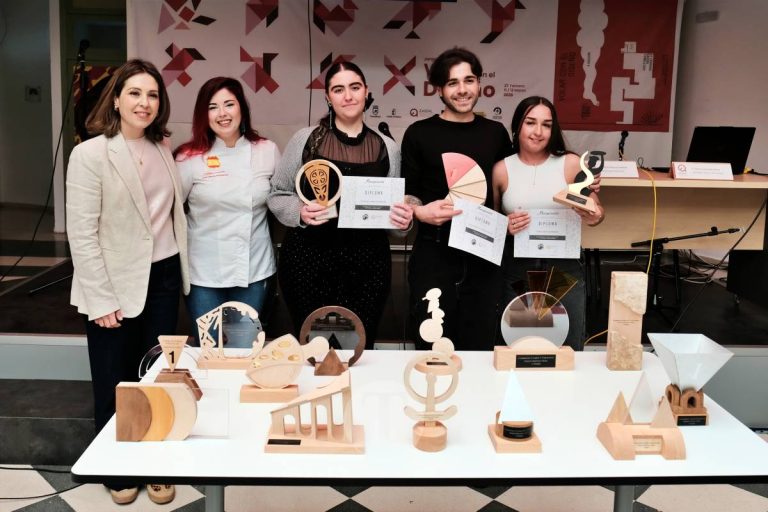 La Escuela de Arte de Tomelloso diseña el trofeo del V Campeonato de España de Pizza Gourmet