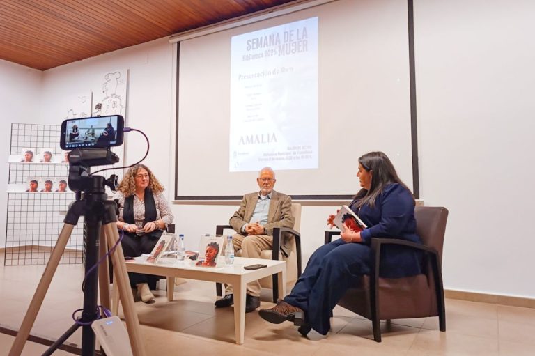 Tomelloso acoge la presentación de Amalia, la novela de Ángel Arribas sobre la realidad de muchas mujeres migrantes
