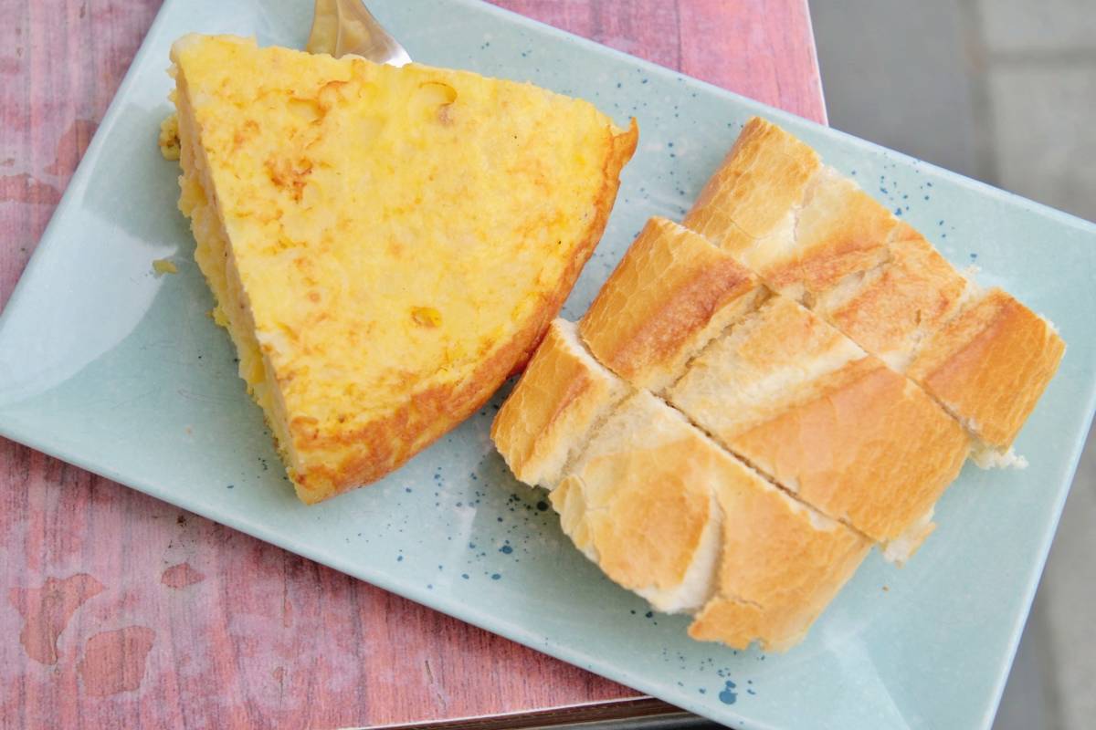 ¿Cómo es la tortilla perfecta? Tomelloso responde en el Día de la Tortilla de Patata