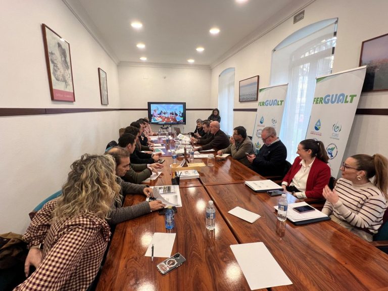 Regantes del Alto Guadiana trasladan a VOX en Tomelloso su preocupación por el futuro del regadío