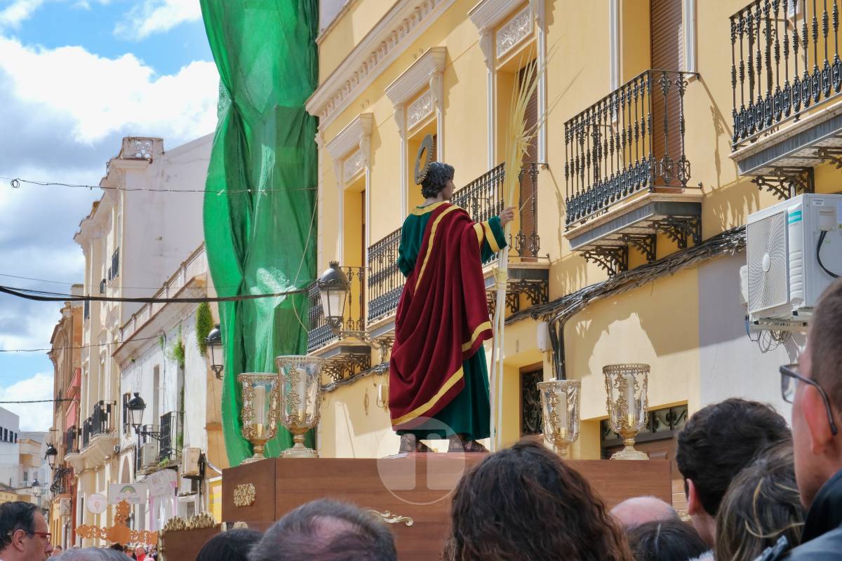 La Borriquilla abre la Semana Santa de Tomelloso en una mañana soleada y marcada por el frío