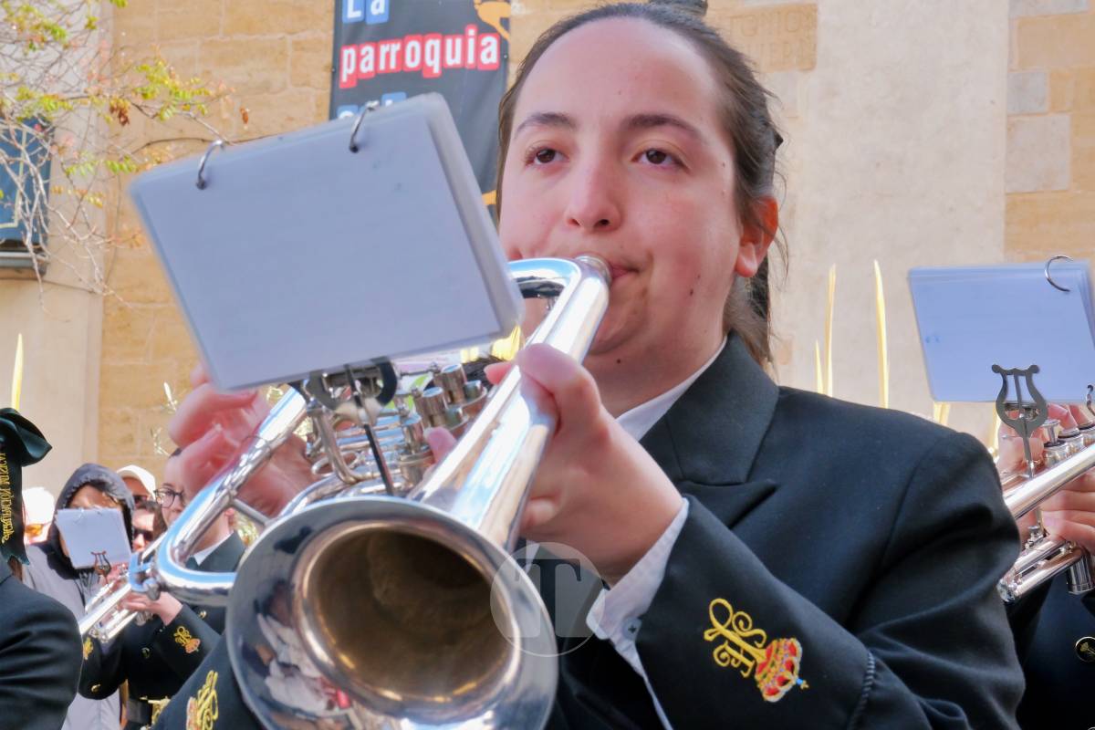 La Borriquilla abre la Semana Santa de Tomelloso en una mañana soleada y marcada por el frío