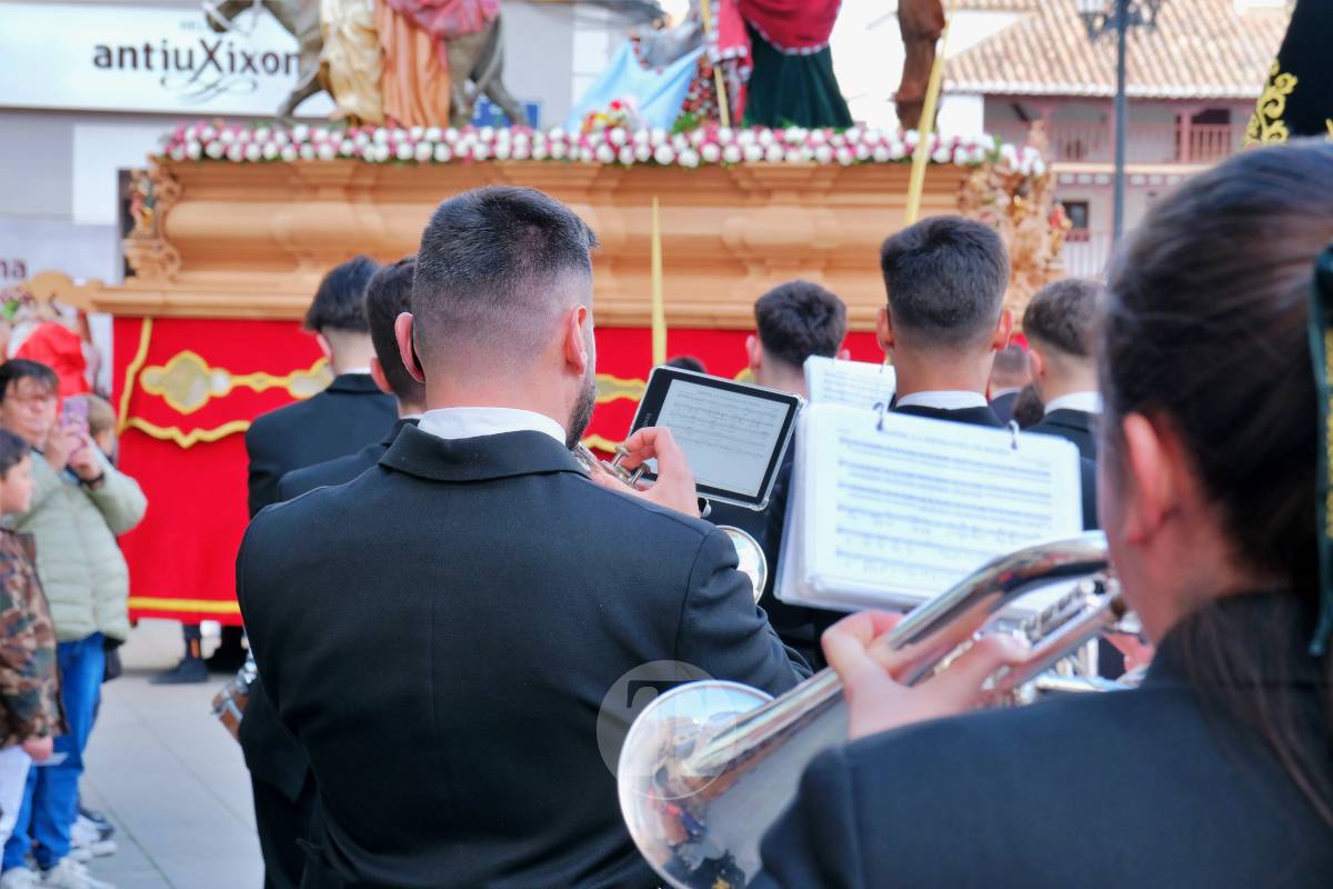 La Borriquilla abre la Semana Santa de Tomelloso en una mañana soleada y marcada por el frío