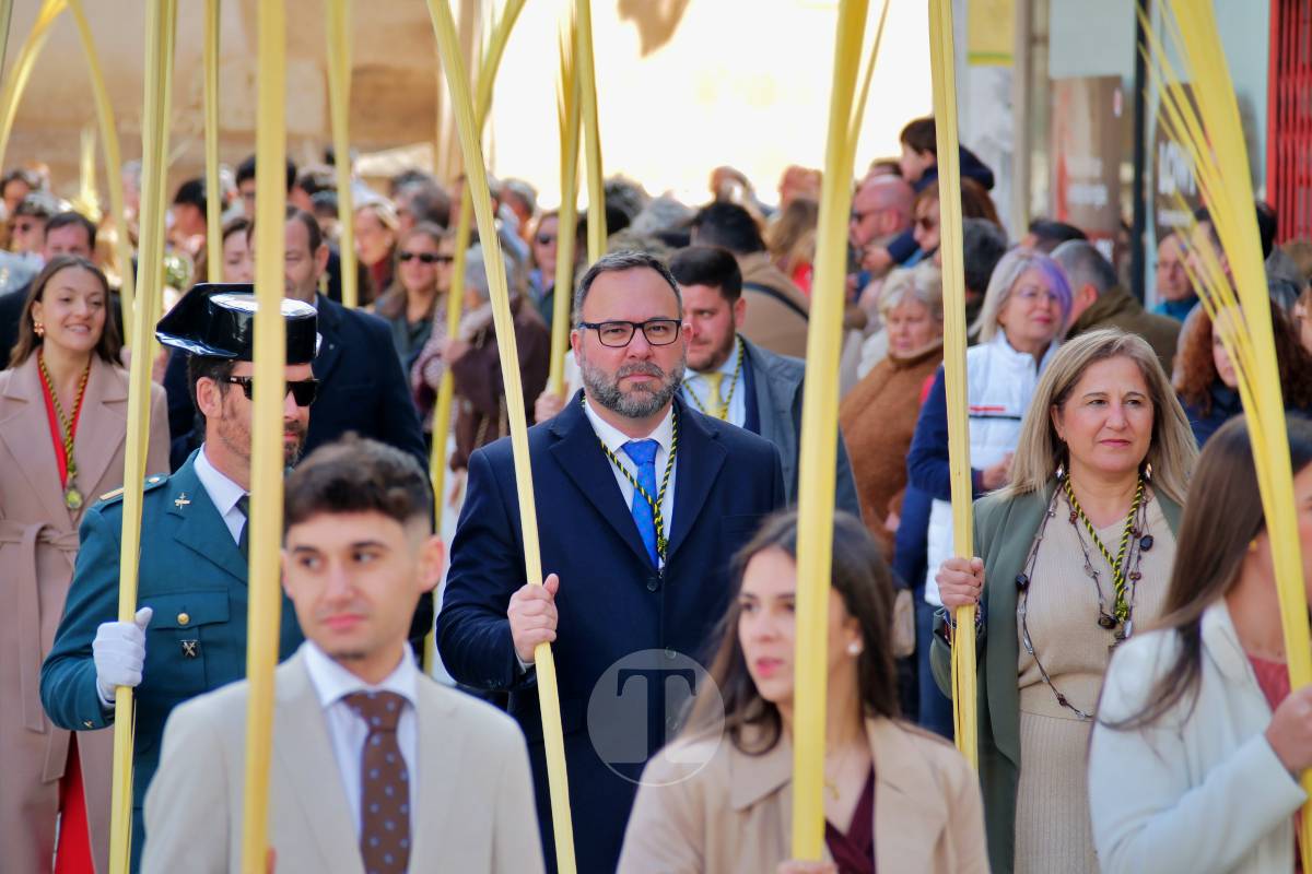 La Borriquilla abre la Semana Santa de Tomelloso en una mañana soleada y marcada por el frío