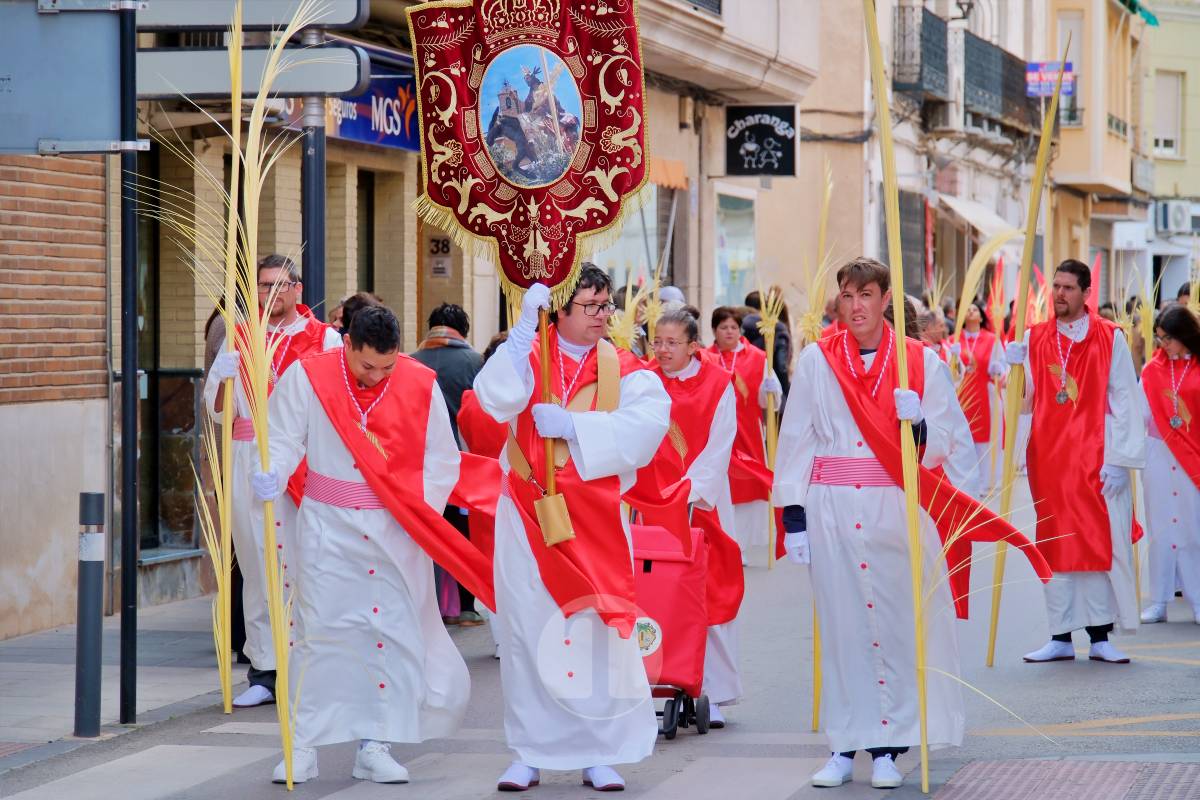 La Borriquilla abre la Semana Santa de Tomelloso en una mañana soleada y marcada por el frío