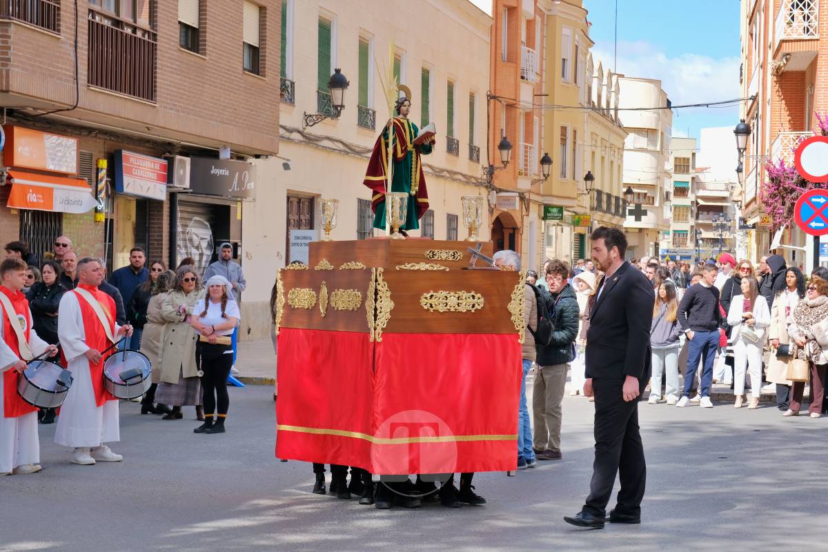 La Borriquilla abre la Semana Santa de Tomelloso en una mañana soleada y marcada por el frío