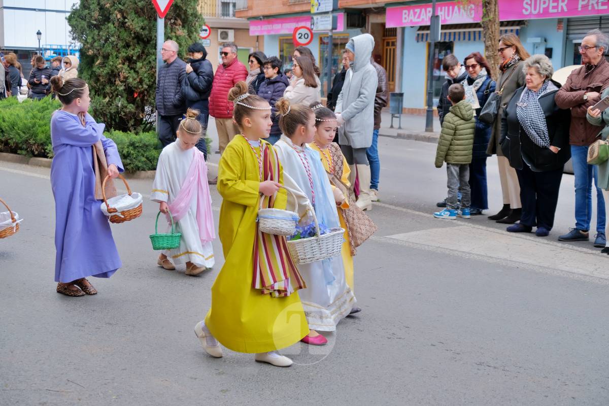La Borriquilla abre la Semana Santa de Tomelloso en una mañana soleada y marcada por el frío