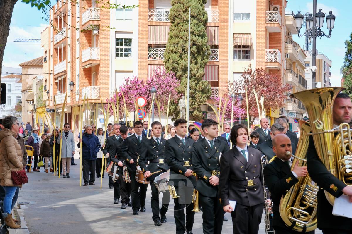La Borriquilla abre la Semana Santa de Tomelloso en una mañana soleada y marcada por el frío