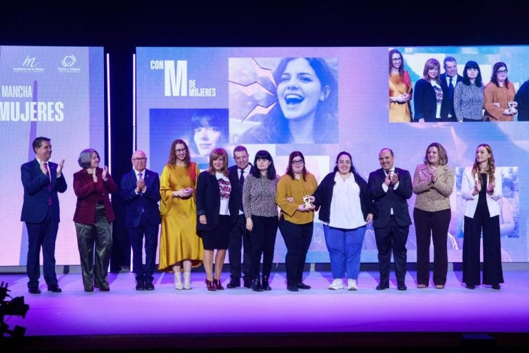 C-LM reivindica un feminismo pacifista e internacionalista en el 8 de marzo
