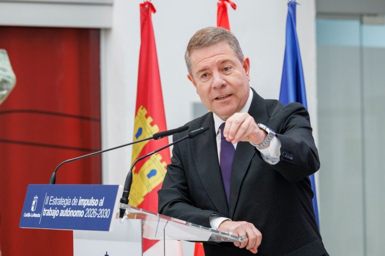 C-LM firma 100 millones para su estrategia de autónomos