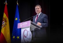 Page anuncia un aumento en 185.000 horas de la ayuda a domicilio en Castilla-La Mancha