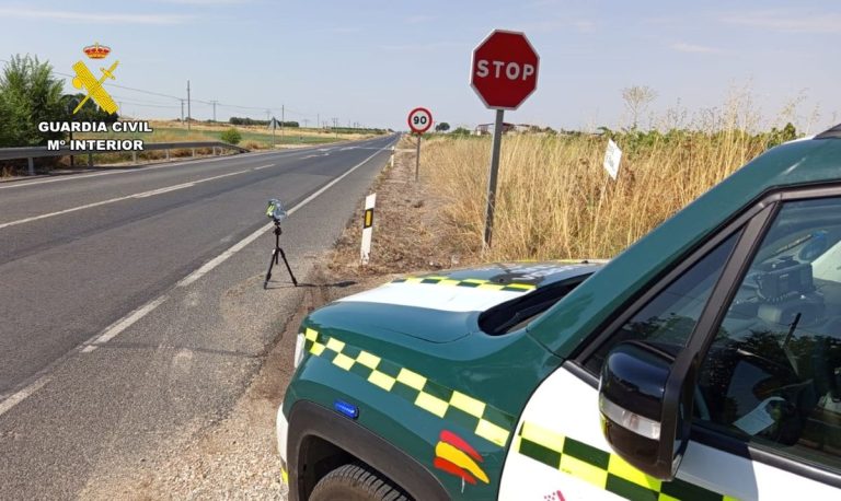 Hallan el cuerpo calcinado de un hombre en un camino de Almadén