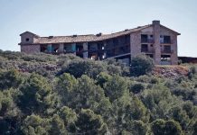 Adiós al Hotel Gran Prior en las Lagunas de Ruidera: arranca la demolición