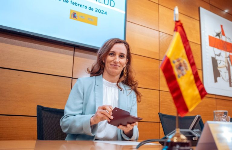 El Ministerio de Sanidad convoca a las CCAA para abordar la huelga médica y nuevas leyes sanitarias