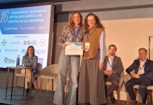 Olga Diego Navarro recibe el premio a la mejor comunicación científica en el Congreso de Oftalmología 10k Ciudad de Tomelloso 2025