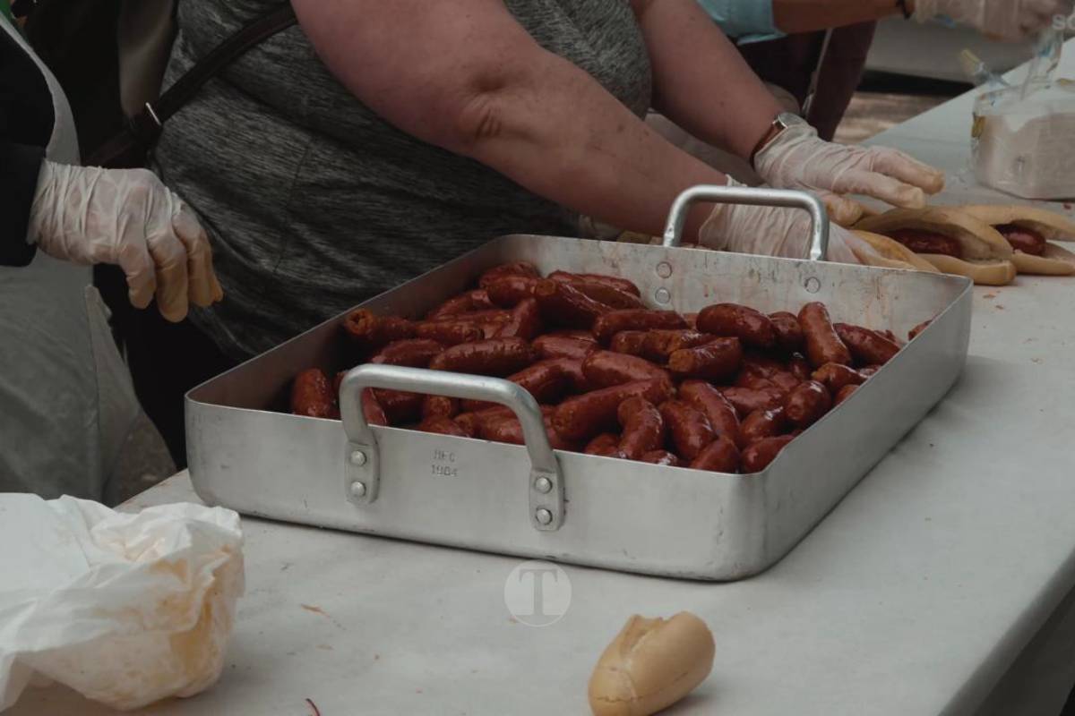 Pinilla vive el primer gran día de la Romería con ambiente, chorizos y mucha participación