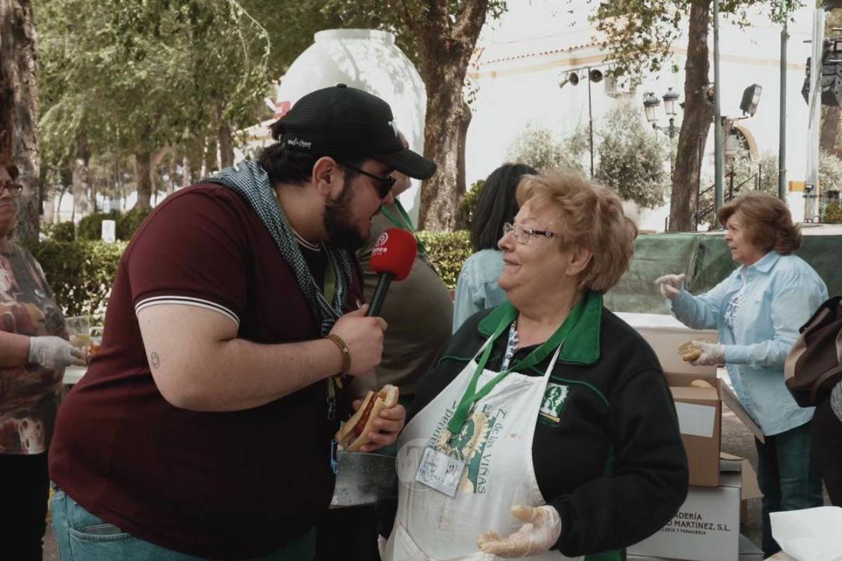 Pinilla vive el primer gran día de la Romería con ambiente, chorizos y mucha participación