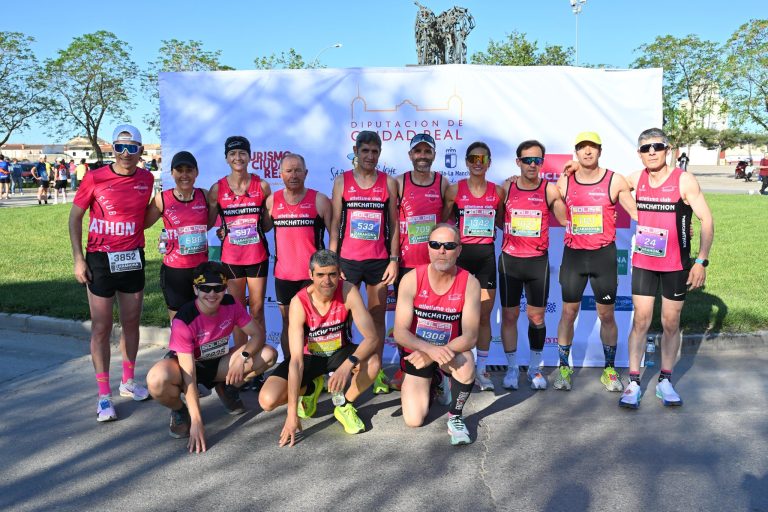 El Manchathon firma un mes de abril sobresaliente en ruta, pista, duatlón y maratón