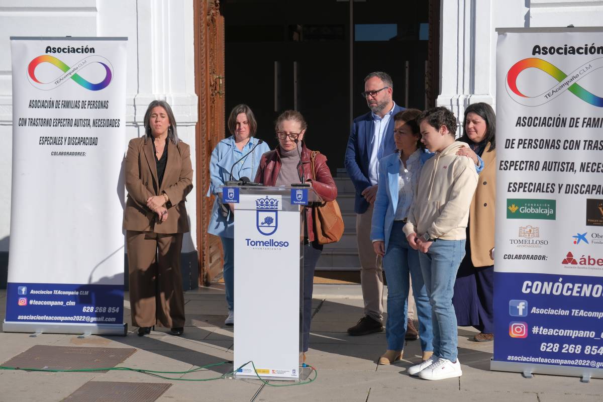 Tomelloso se moviliza por la inclusión en la antesala del Día Mundial del Autismo