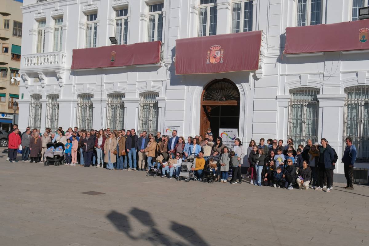 Tomelloso se moviliza por la inclusión en la antesala del Día Mundial del Autismo
