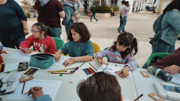 El concurso de dibujo rápido reúne a los más pequeños en la Romería de Tomelloso