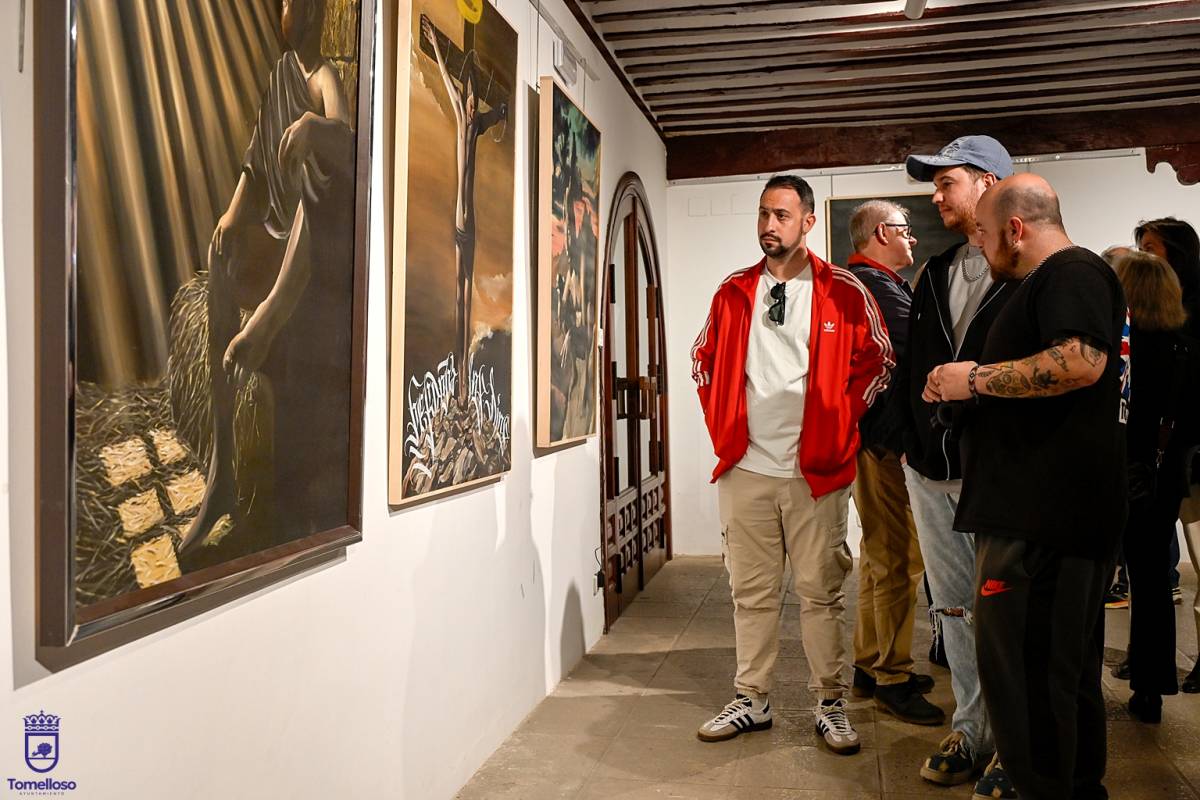 Bodegones y símbolos: Manuel Solana inaugura su exposición en la Posada de los Portales