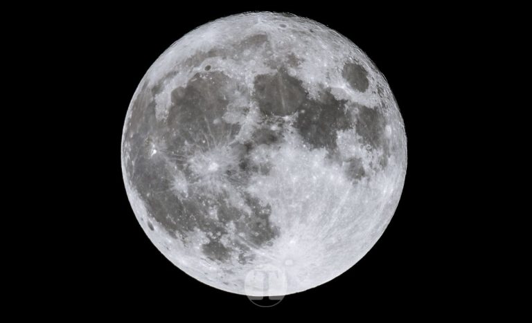 ¿Qué está más lejos, la Luna o Albacete? La Luna llena regala una noche única en Castilla-La Mancha mientras Artemis II parte hacia su misión