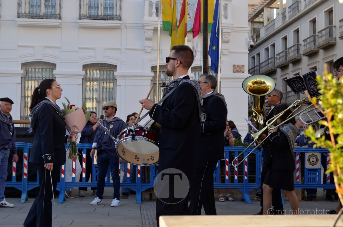 Lucía Moreno y Paloma Morales retratan la emoción de la llegada de la Virgen de las Viñas a Tomelloso