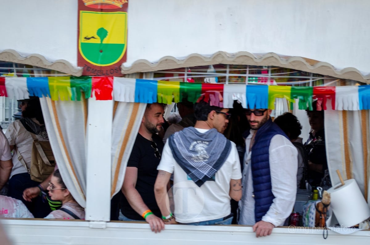 Lucía Moreno y Paloma Morales retratan la emoción de la llegada de la Virgen de las Viñas a Tomelloso