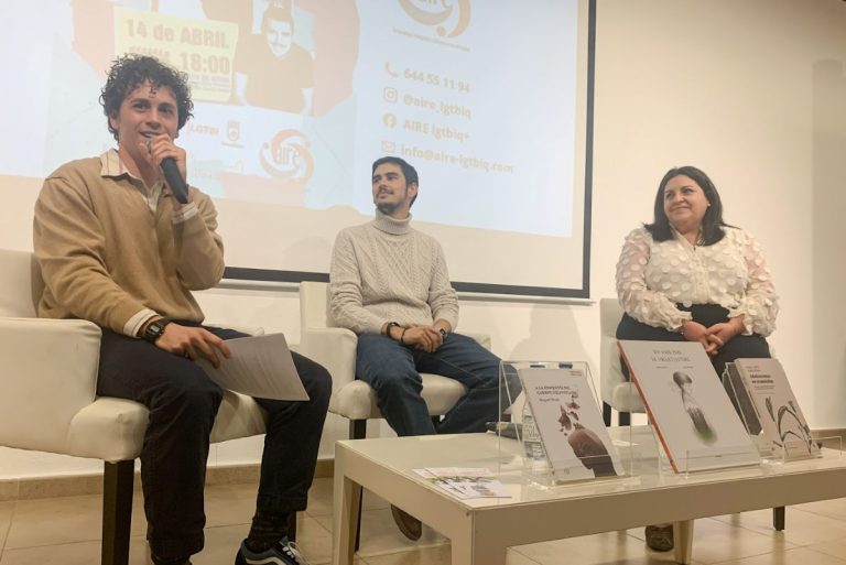 Diálogo e inclusión con la realidad trans en la presentación del libro de Miquel Missé en Tomelloso