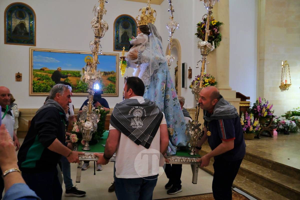 Miles de antorchas iluminan Pinilla en la noche más emocionante de la Romería de Tomelloso