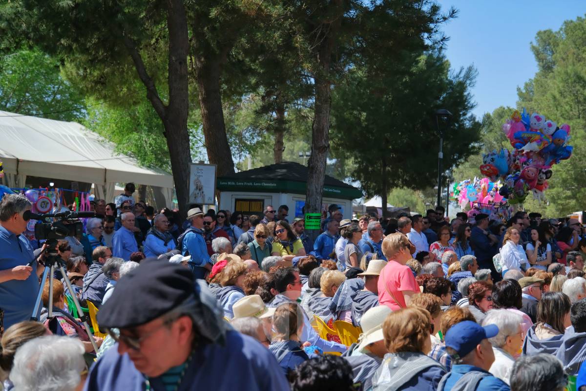 Tomelloso se echa a Pinilla para vivir una Romería multitudinaria junto a su patrona