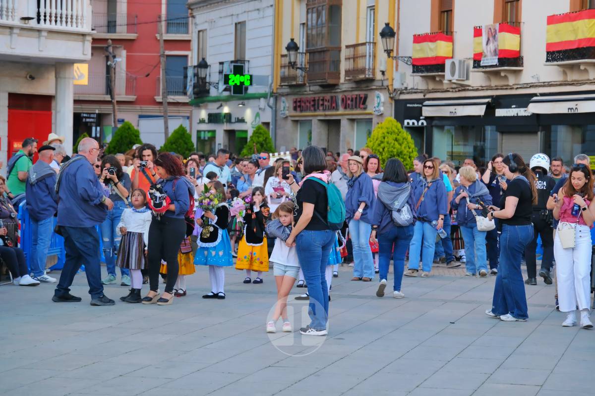 La Virgen de las Viñas emociona a Tomelloso en un regreso multitudinario tras la Romería