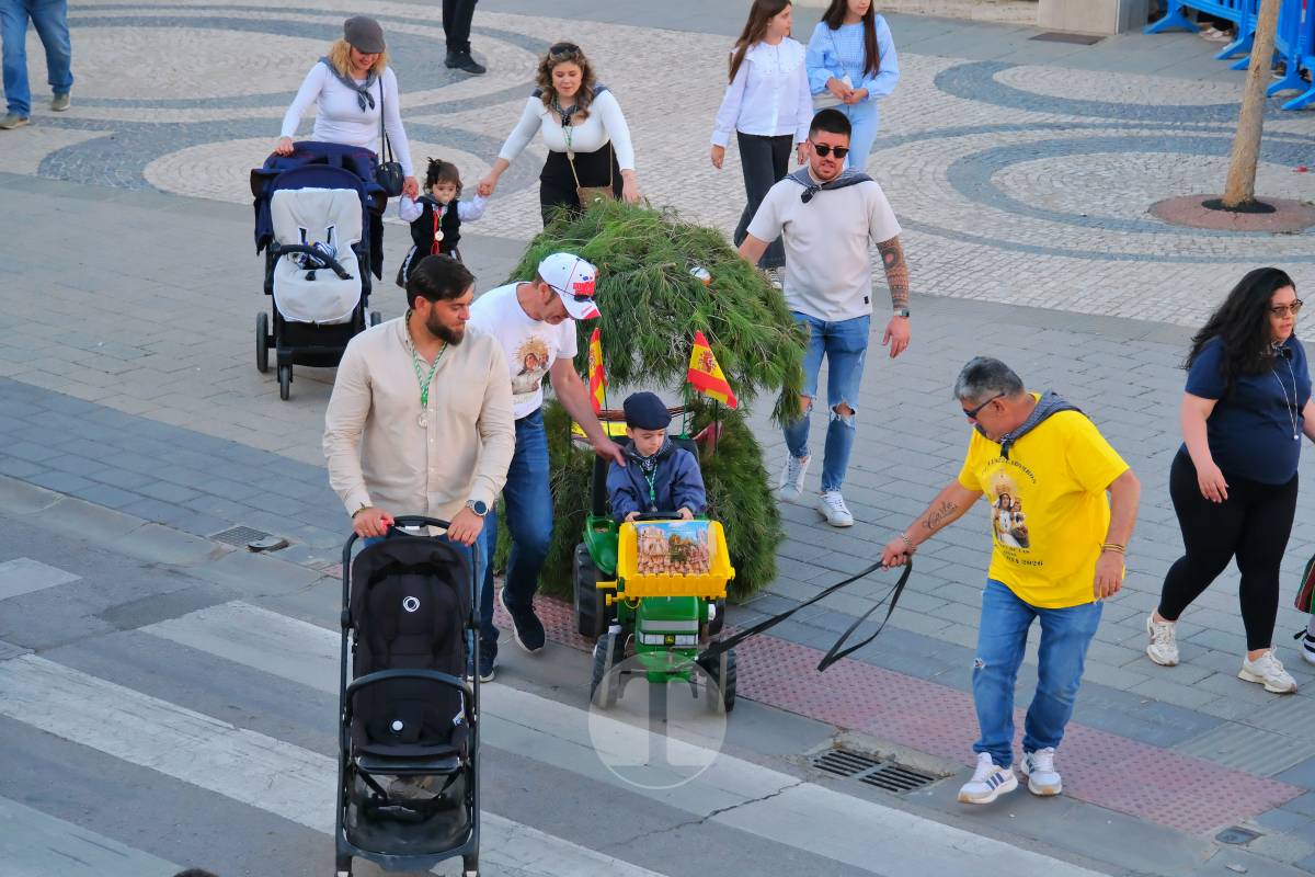 La Virgen de las Viñas emociona a Tomelloso en un regreso multitudinario tras la Romería