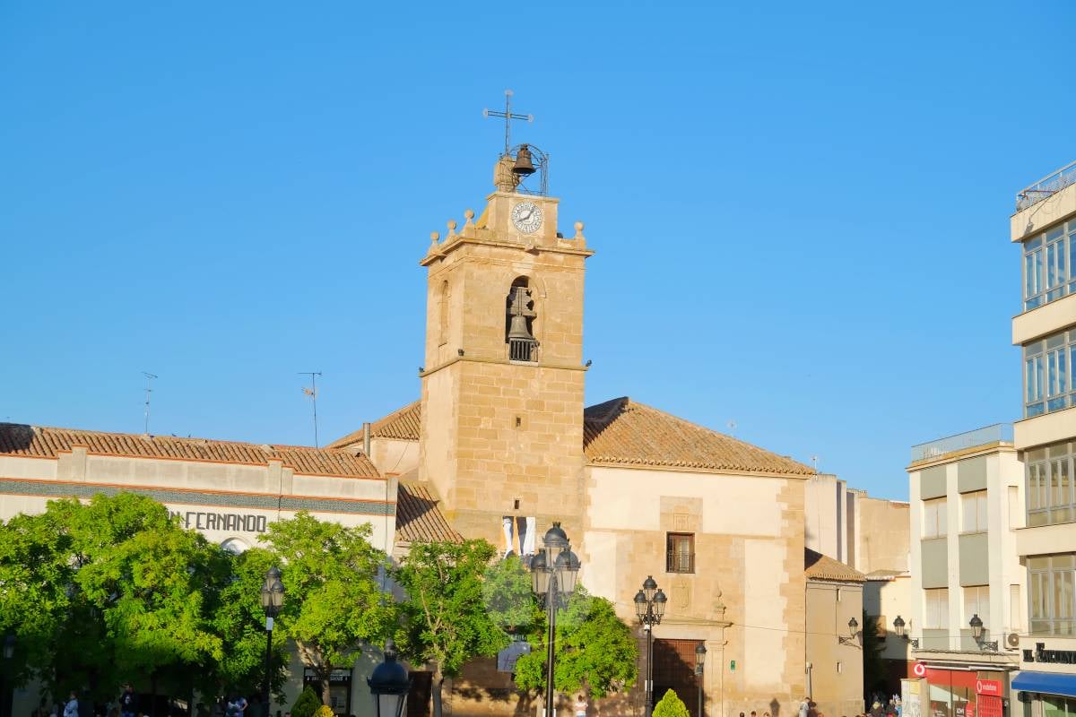 La Virgen de las Viñas emociona a Tomelloso en un regreso multitudinario tras la Romería
