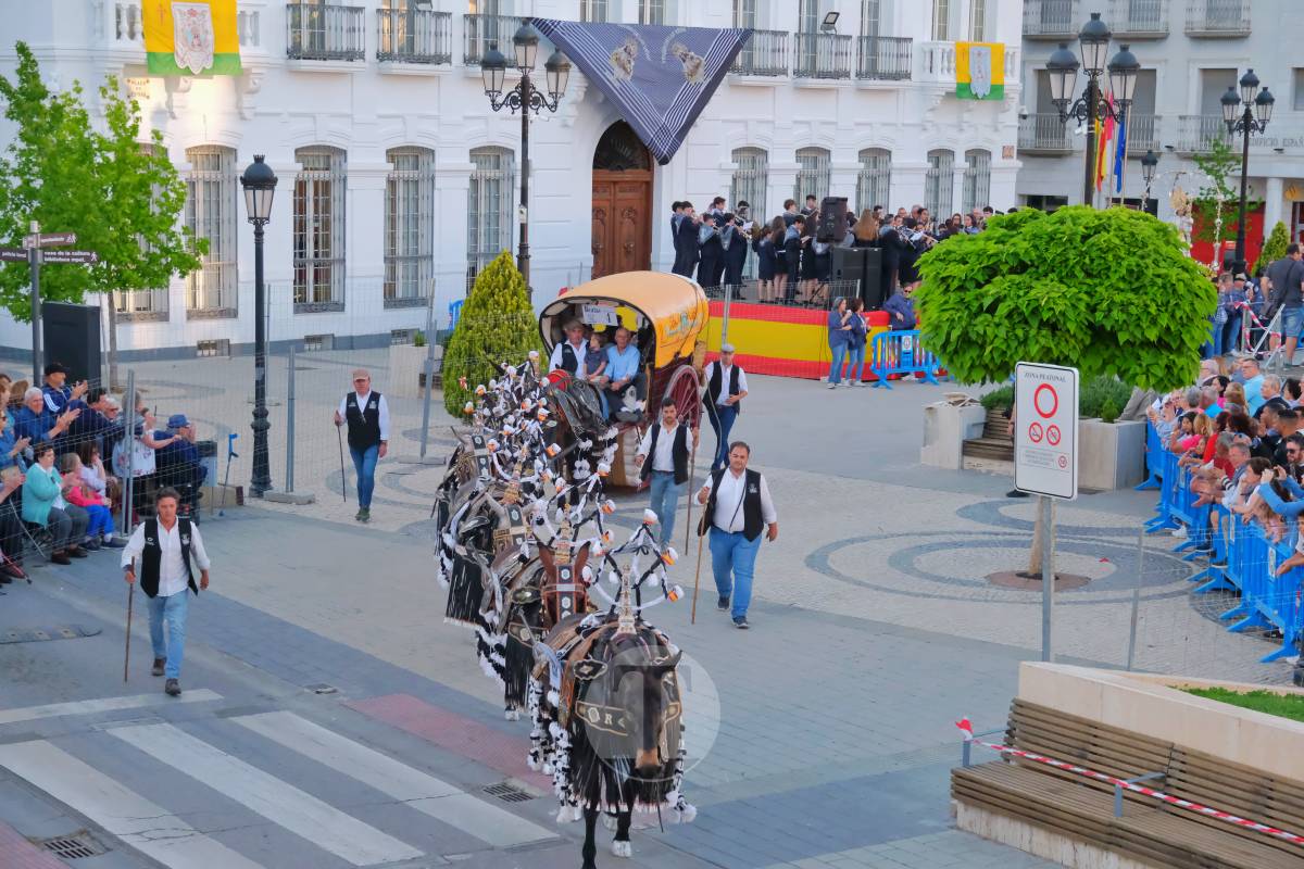 La Virgen de las Viñas emociona a Tomelloso en un regreso multitudinario tras la Romería