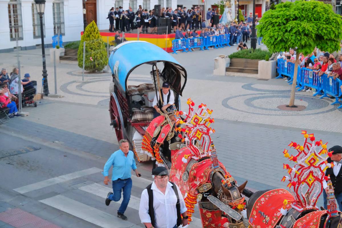 La Virgen de las Viñas emociona a Tomelloso en un regreso multitudinario tras la Romería