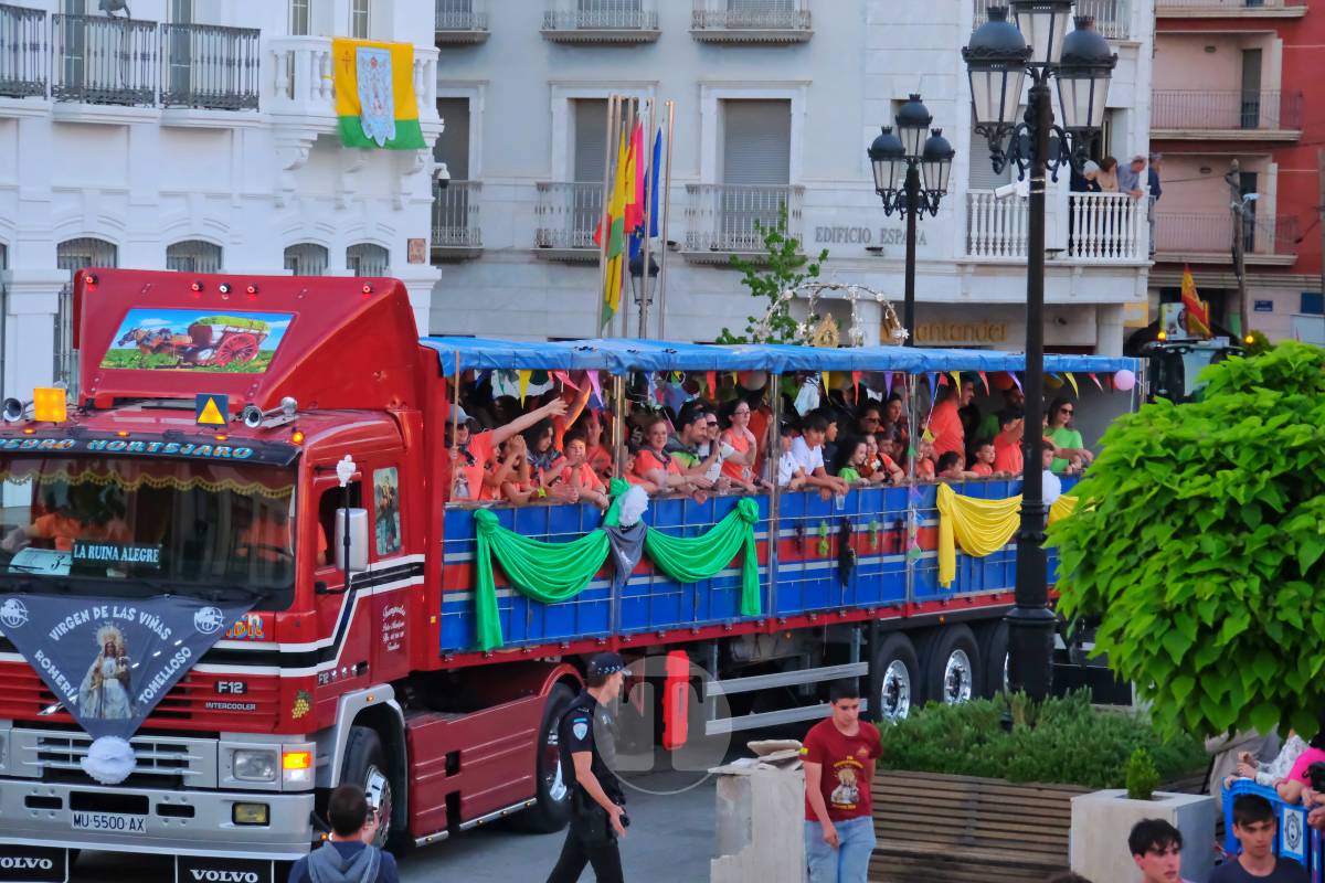 La Virgen de las Viñas emociona a Tomelloso en un regreso multitudinario tras la Romería