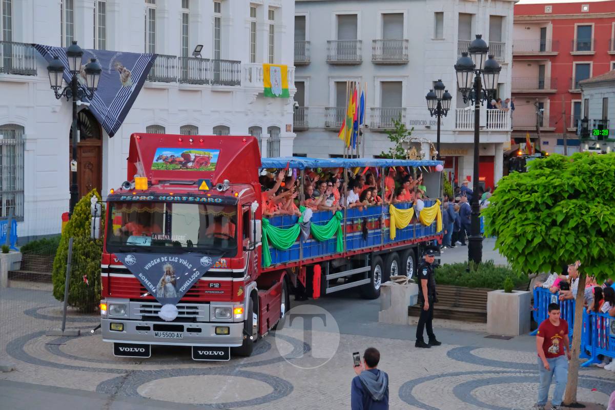 La Virgen de las Viñas emociona a Tomelloso en un regreso multitudinario tras la Romería