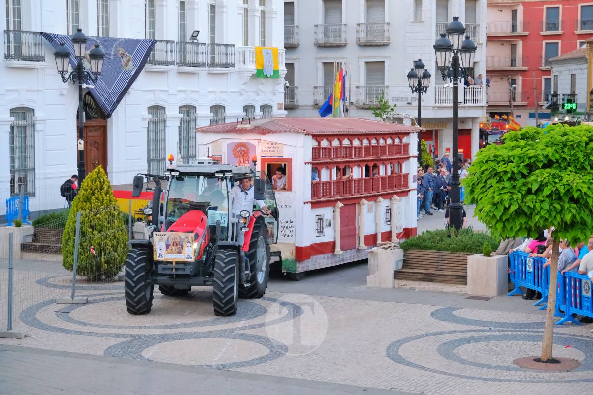 La Virgen de las Viñas emociona a Tomelloso en un regreso multitudinario tras la Romería