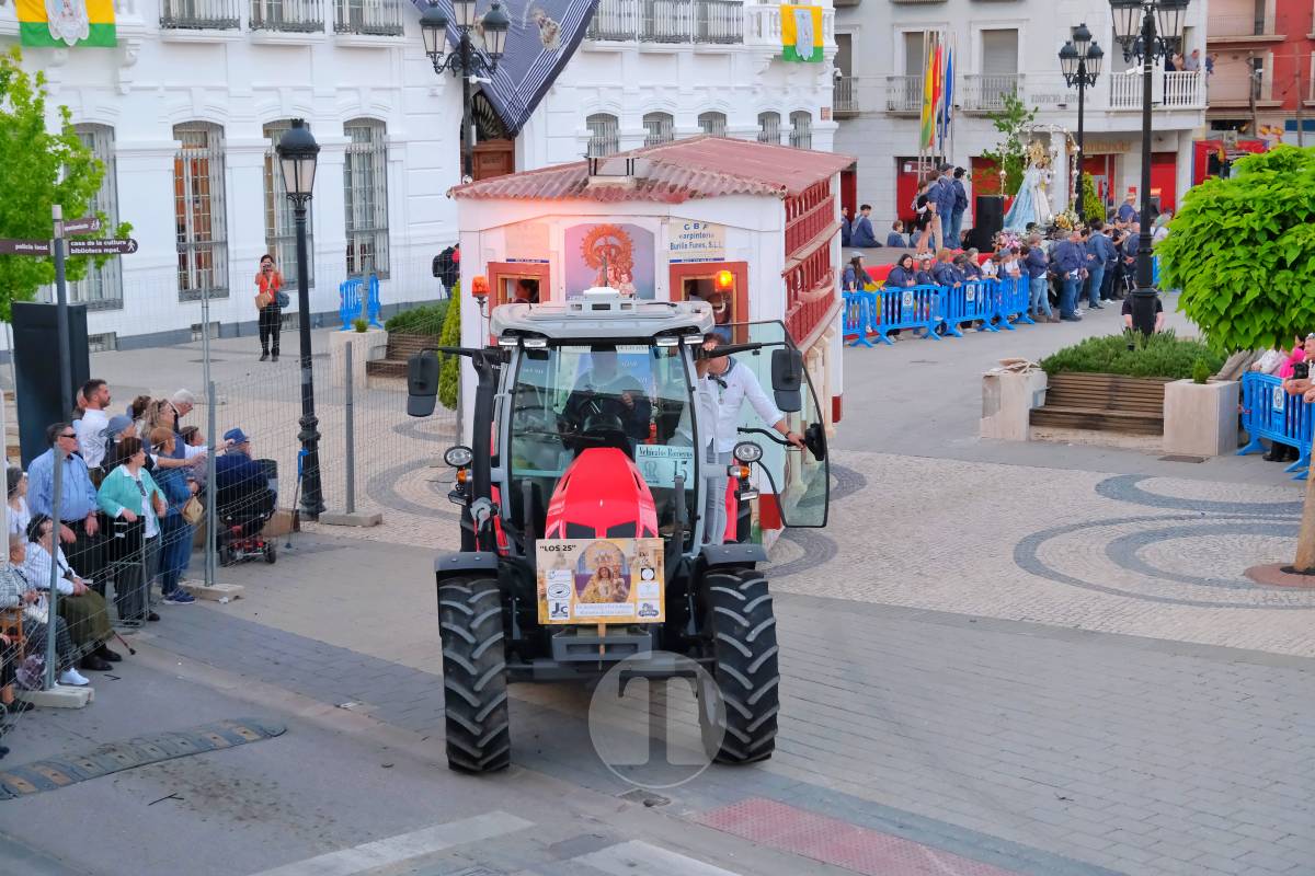 La Virgen de las Viñas emociona a Tomelloso en un regreso multitudinario tras la Romería