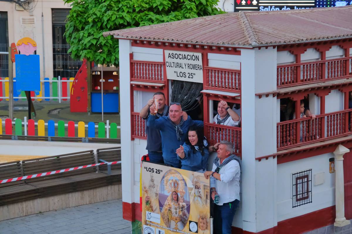 La Virgen de las Viñas emociona a Tomelloso en un regreso multitudinario tras la Romería