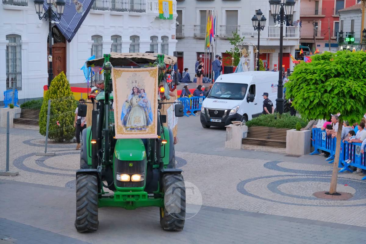 La Virgen de las Viñas emociona a Tomelloso en un regreso multitudinario tras la Romería