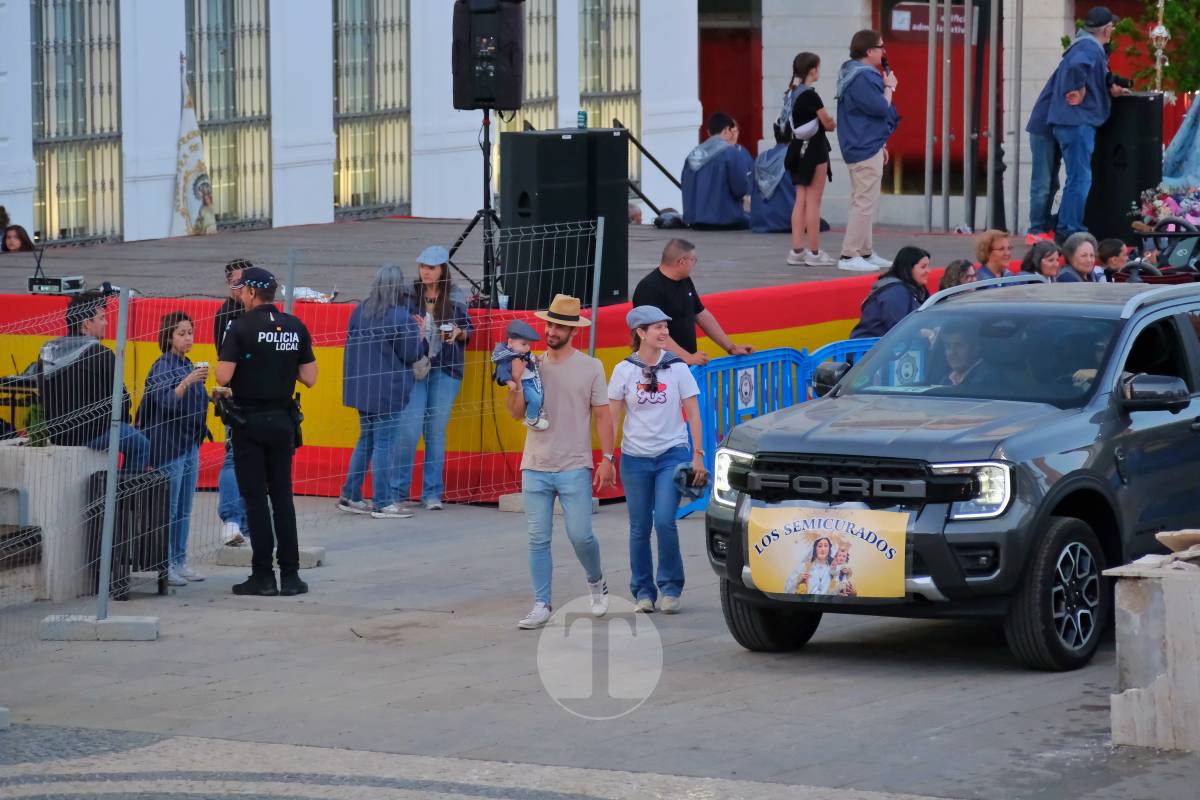 La Virgen de las Viñas emociona a Tomelloso en un regreso multitudinario tras la Romería