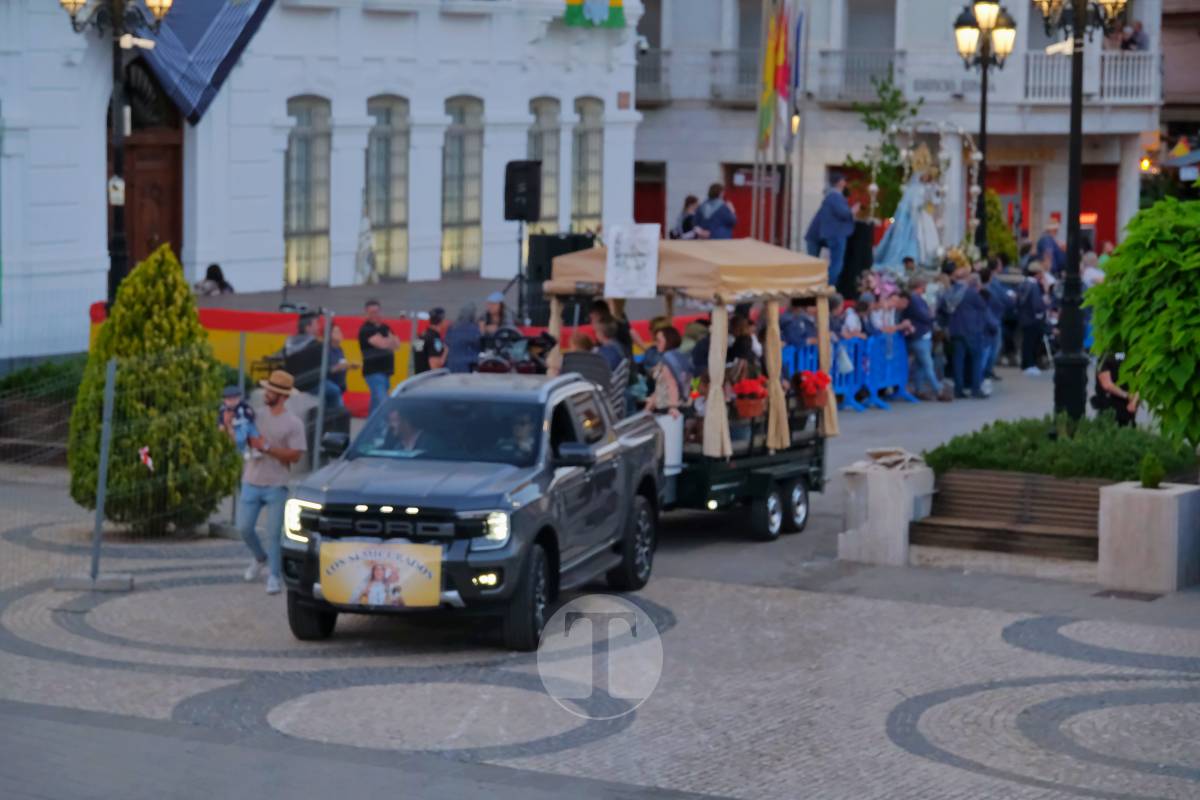 La Virgen de las Viñas emociona a Tomelloso en un regreso multitudinario tras la Romería