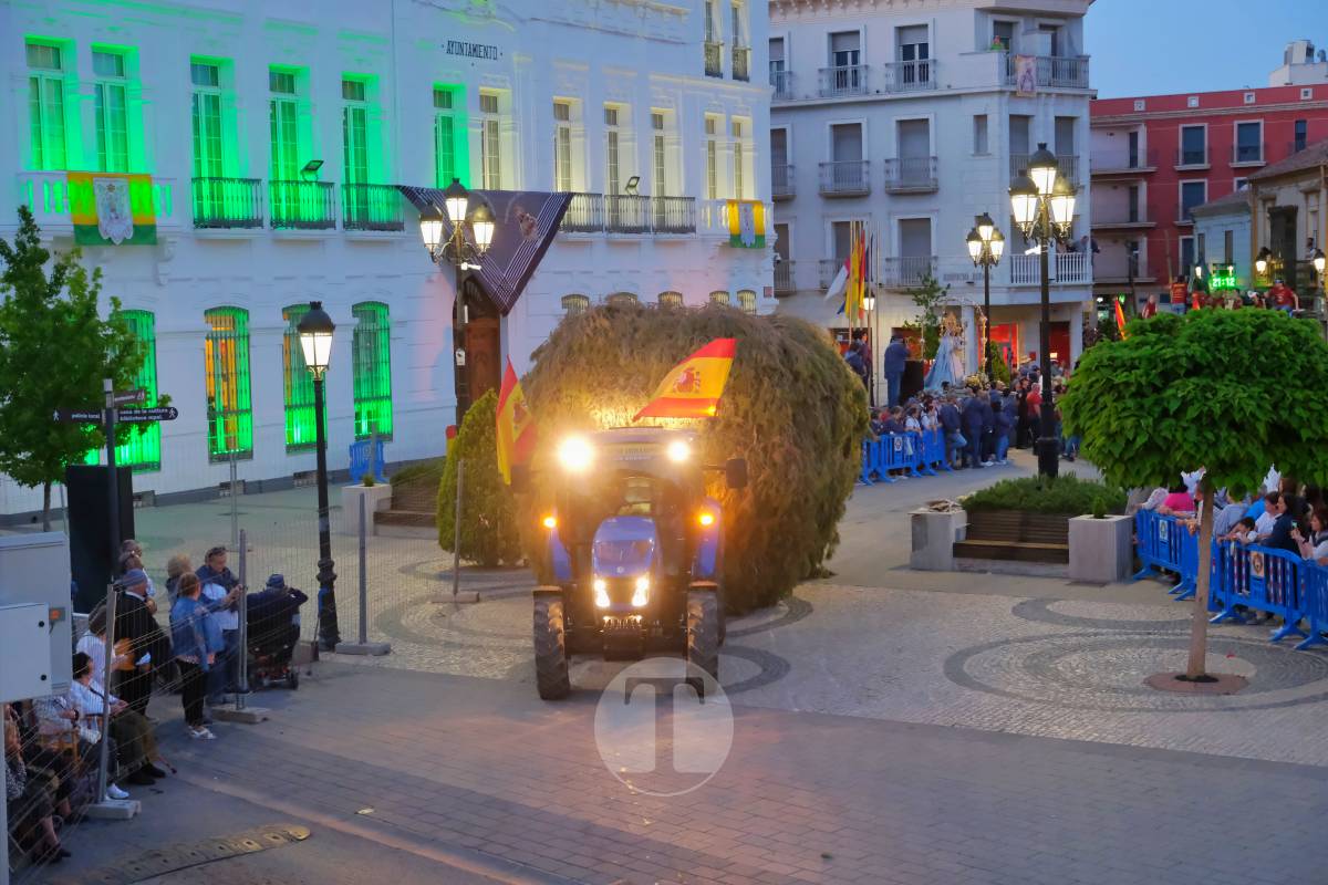 La Virgen de las Viñas emociona a Tomelloso en un regreso multitudinario tras la Romería