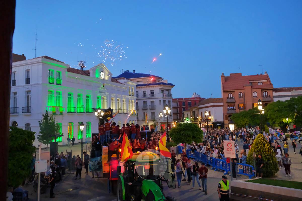 La Virgen de las Viñas emociona a Tomelloso en un regreso multitudinario tras la Romería