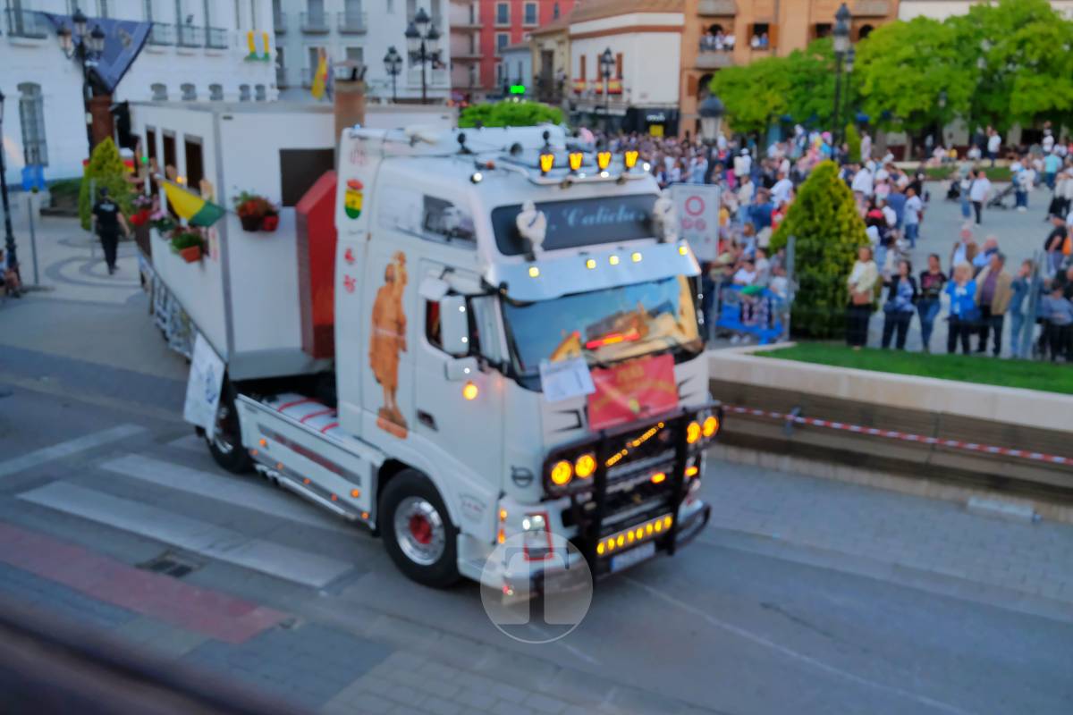 La Virgen de las Viñas emociona a Tomelloso en un regreso multitudinario tras la Romería