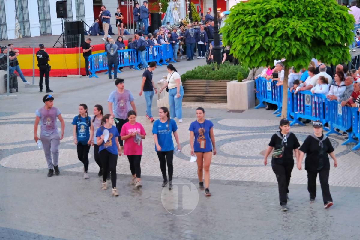 La Virgen de las Viñas emociona a Tomelloso en un regreso multitudinario tras la Romería